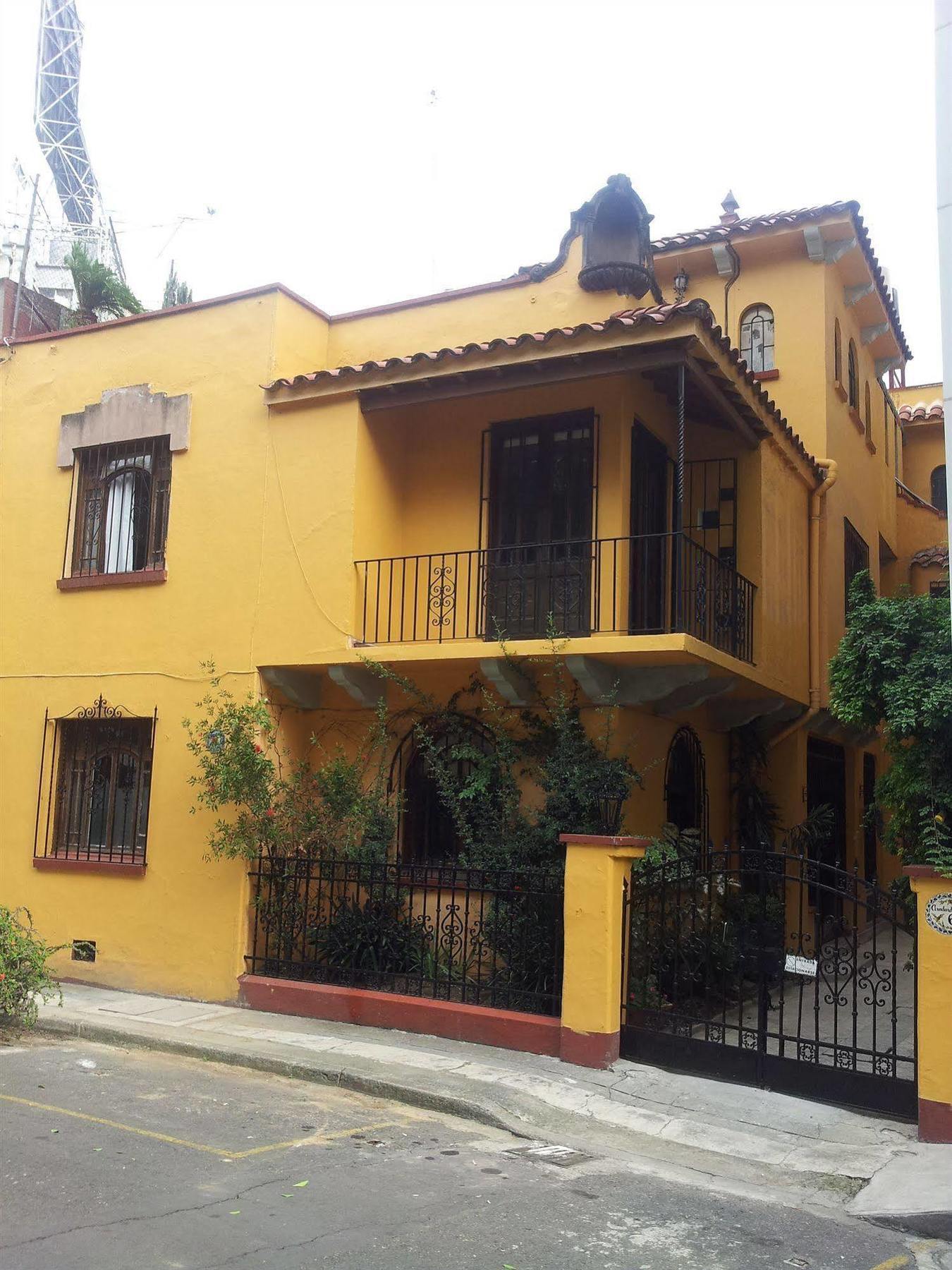 La Querencia Df Bed & Breakfast เม็กซิโกซิตี้ ภายนอก รูปภาพ